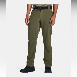 New men’s under Armour defender pant